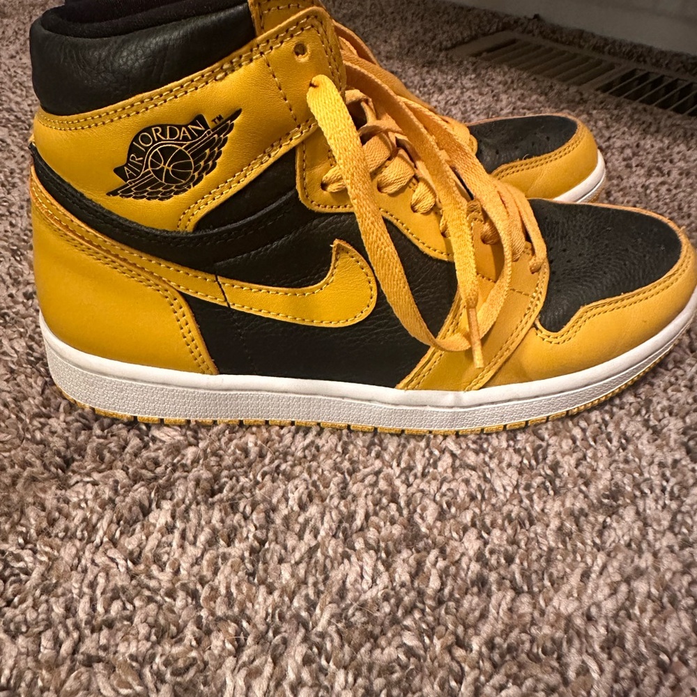 Air Jordan sneakers - Picture 4 of 7